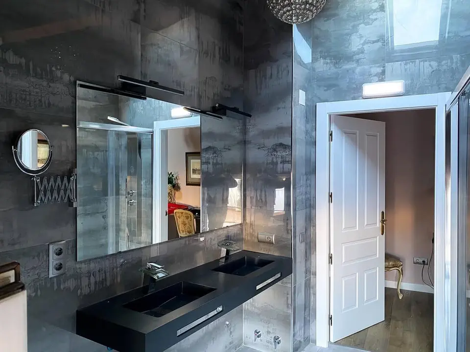 Baño integral con ducha — Reformas y Alta Decoración