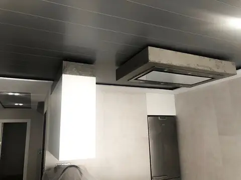 Cocina moderna de líneas puras