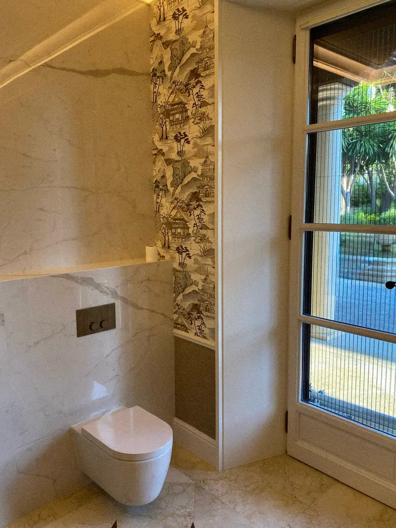 Baño terminado — proyecto real RAD