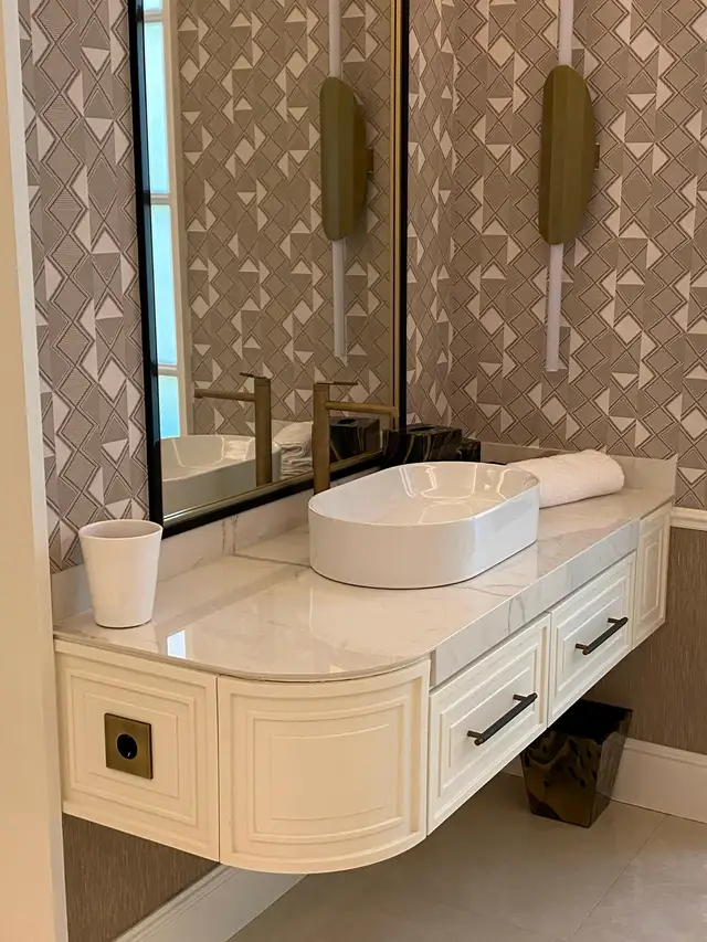Design and quality bathroom — Reformas y Alta Decoración