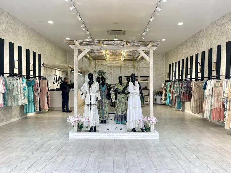 Tienda Siya Madrid — local comercial terminado