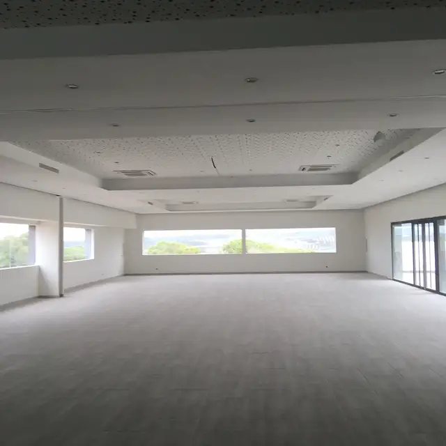 Reforma de local comercial — fase de obra