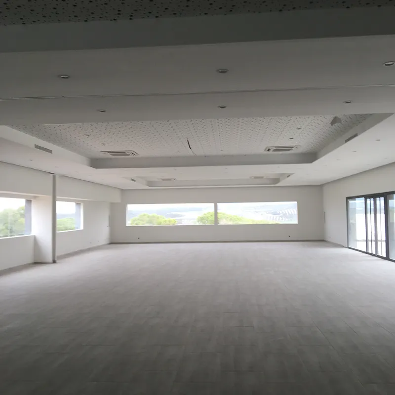 Reforma de local comercial — fase de obra