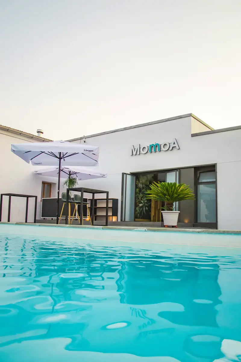 Espacio Momoa — terraza y piscina terminadas